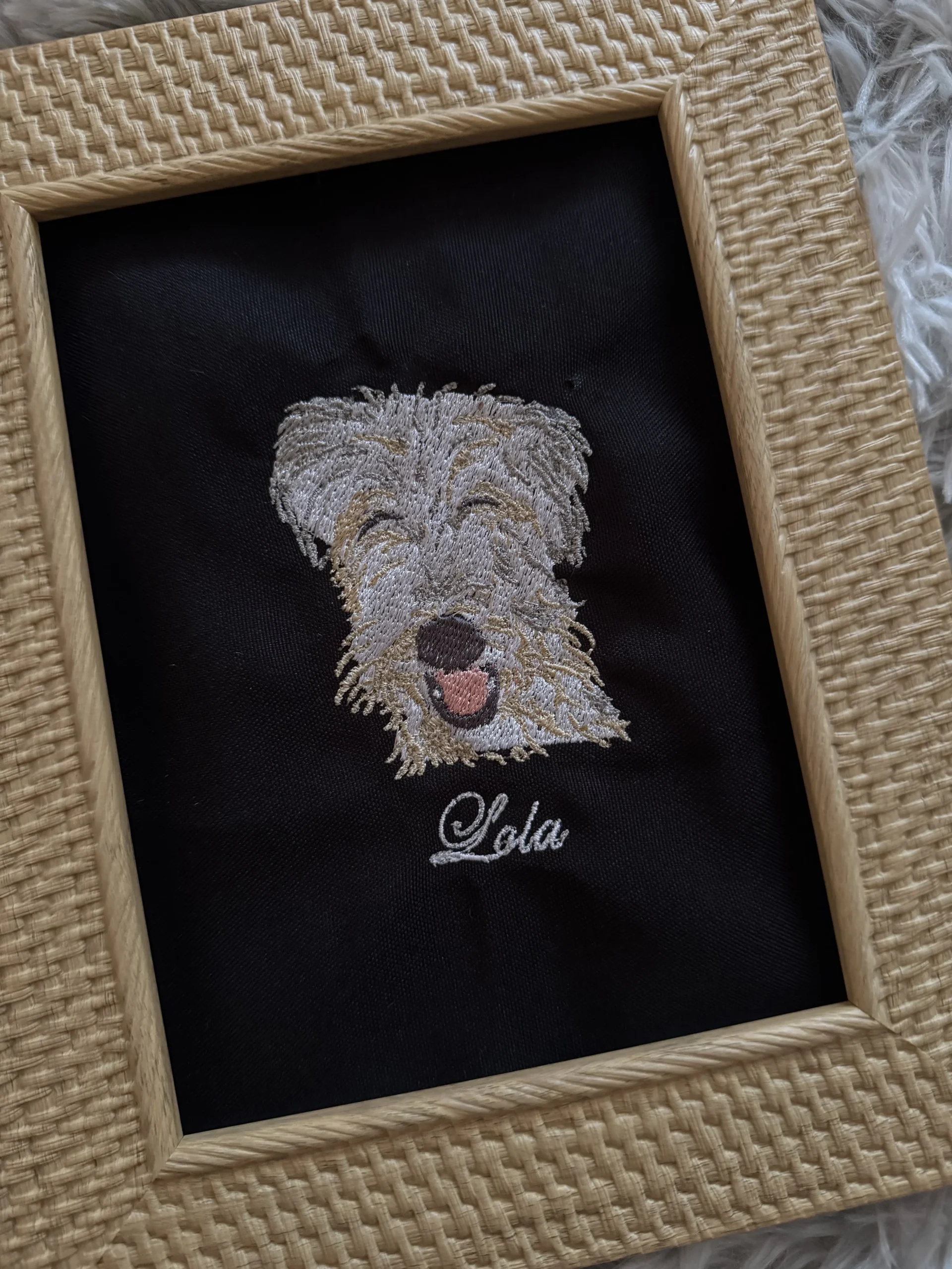 Retrato de mascota borda a color - Imagen 2