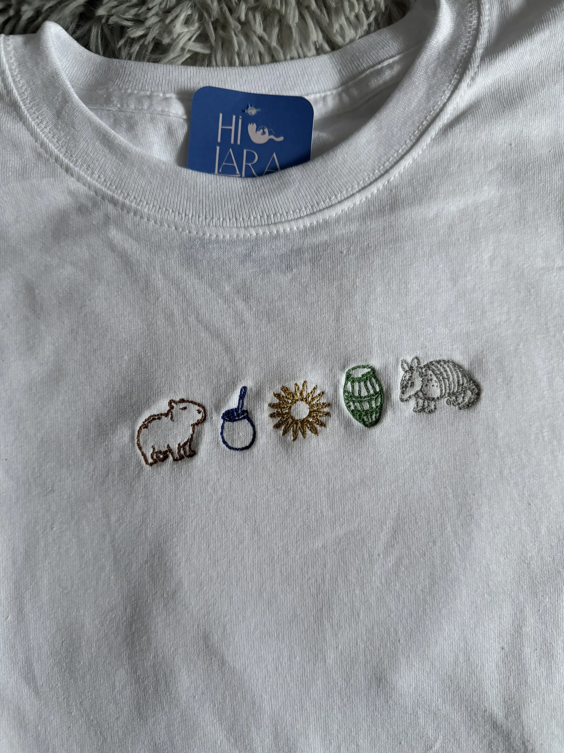 Camiseta bordada - Imagen 6