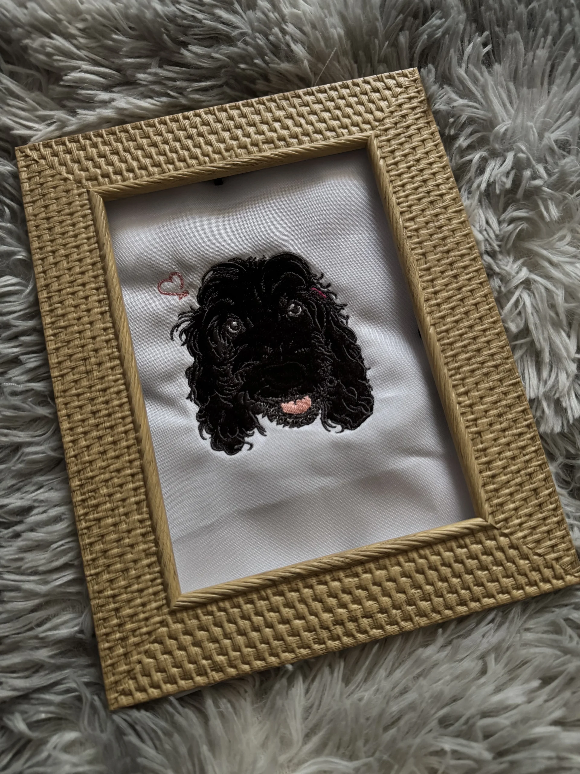 Retrato de mascota borda a color - Imagen 5